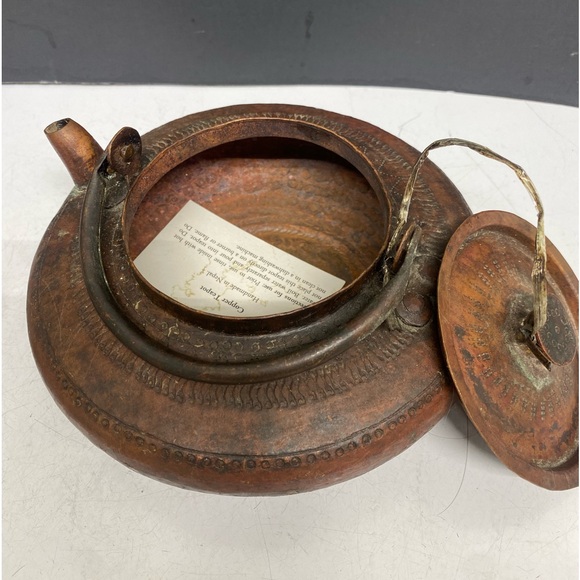 Nepalese Copper Kettle Vintage Chinese Etched Hammered Water Pot - Picture 4 of 17